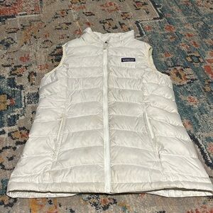 Patagonia Girls L/12 White Puffer Vest